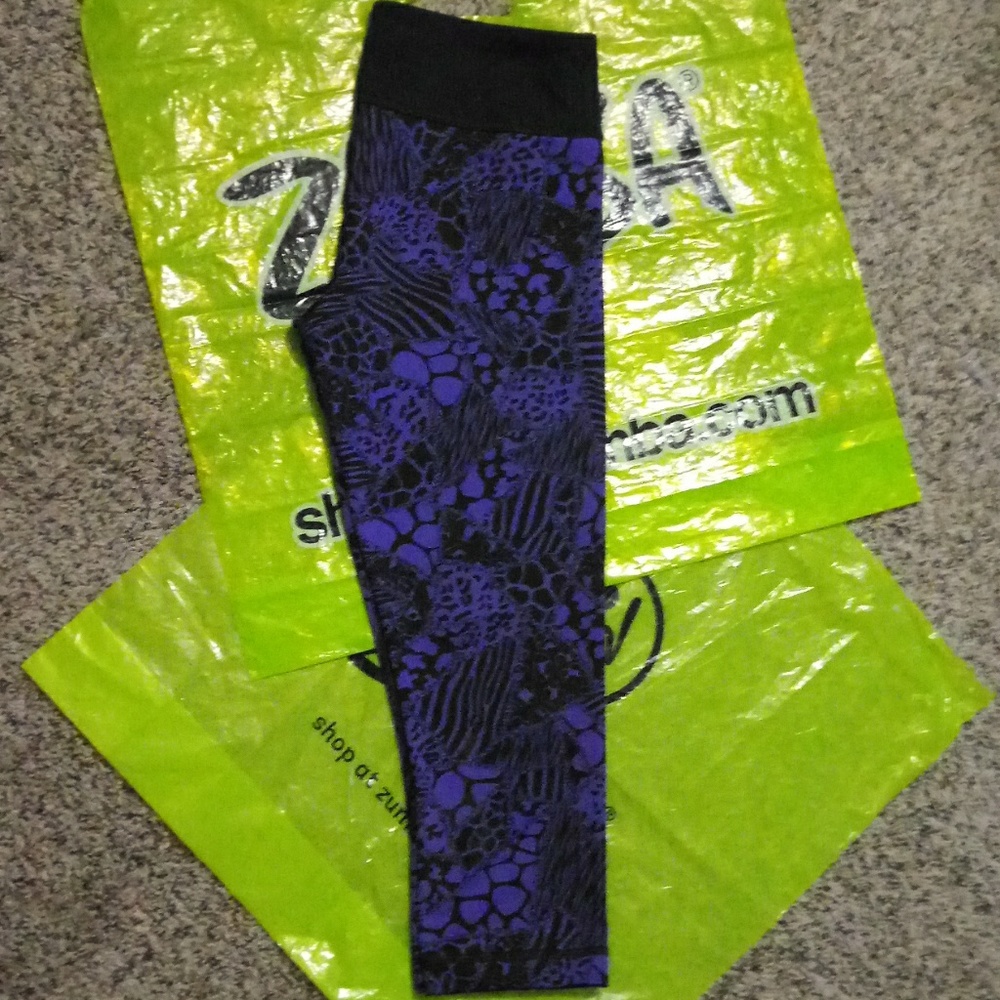 Zumba Fitness Capri leggings XS
